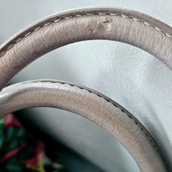 Coach Madison Sophia Satchel - Picture 7 of 16